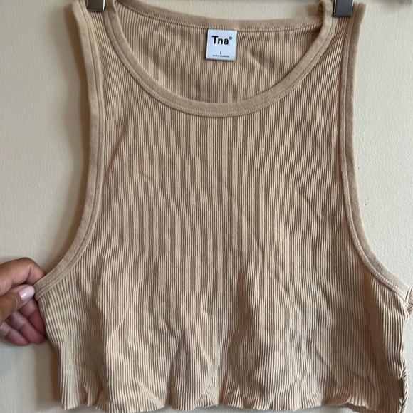 TNA Taupe cropped racerback tank top size L - Picture 2 of 2